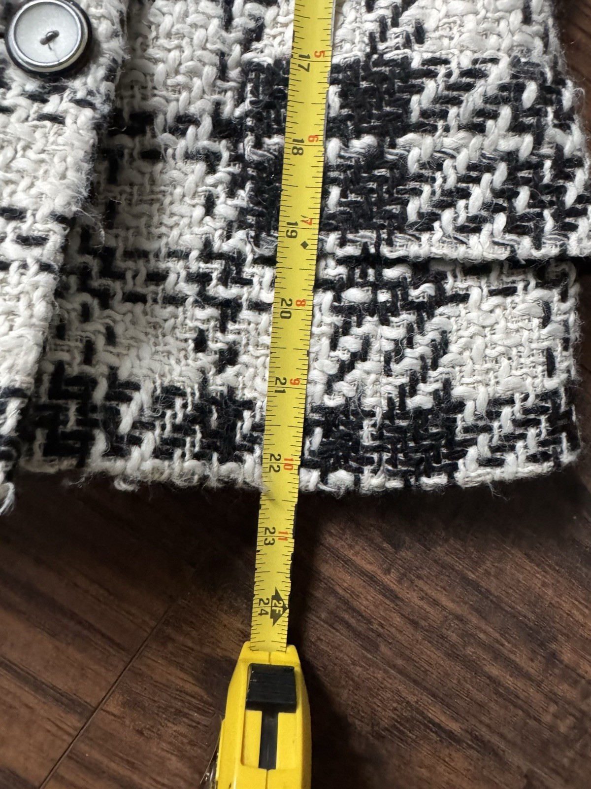 ZARA Basic Textured PlaidTweed Double Breasted Li… - image 5