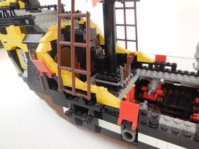 LEGO Pirates: Black Seas Barracuda (6285) with instructions - Near complete