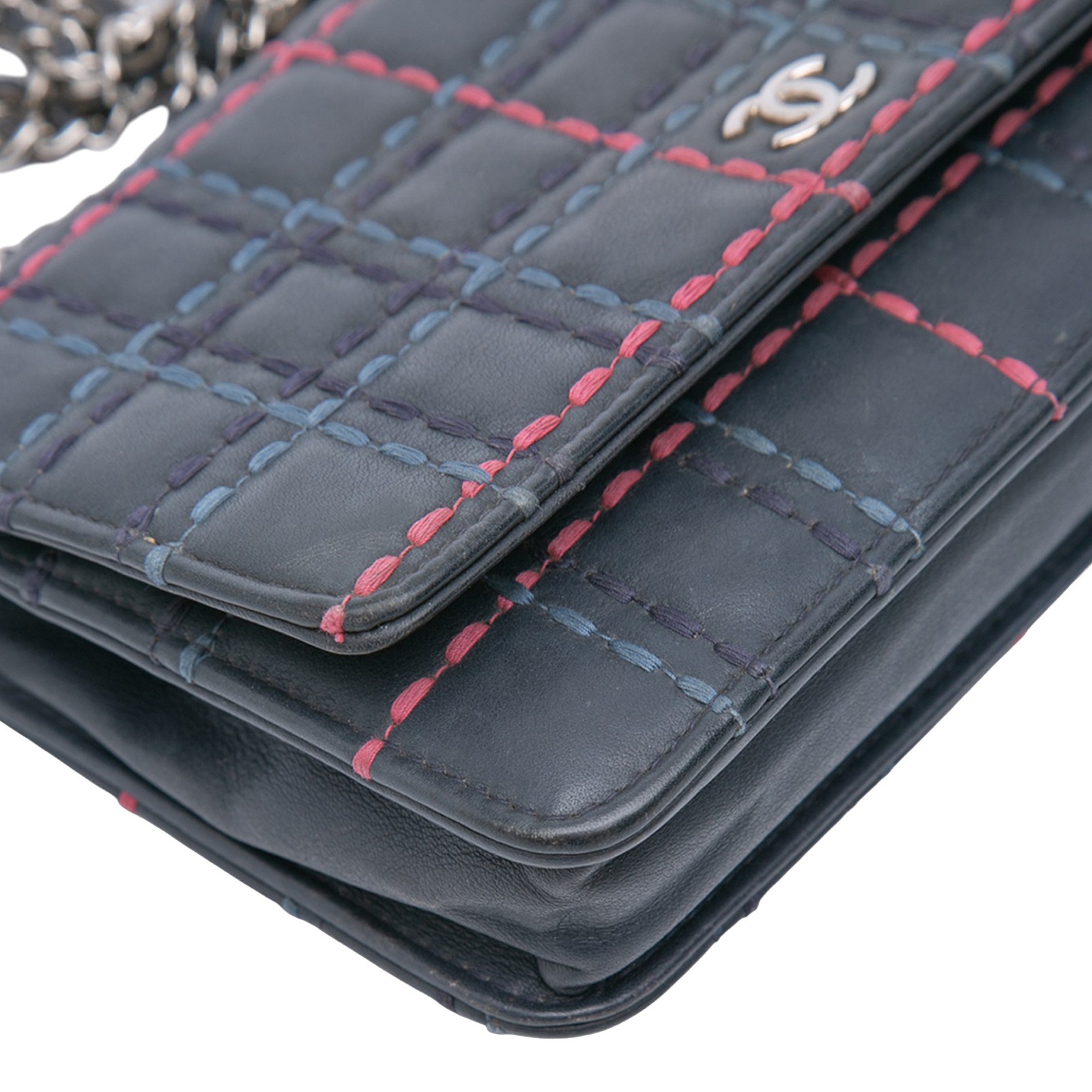 Authenticated Chanel CC Square Stitched Calfskin … - image 7