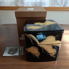 Echizen Lacquerware Three-Tiered Jubako Box with Gold Pine Leaf Design