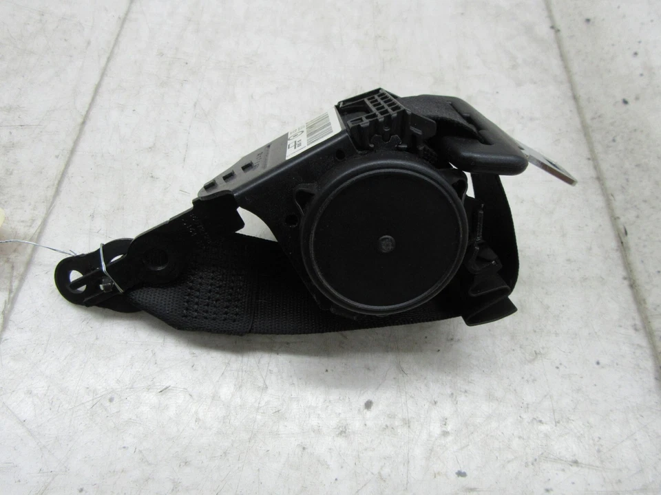 BMW 328xi F30 2012-2016 OEM retractor de cinturón de seguridad trasero derecho 619185400E Foto 3 de 4