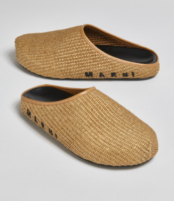 Marni BROWN RAFFIA LEATHER FUSSBETT SABOT Tan