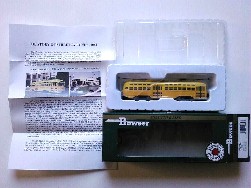 BOWSER EXECUTIVE LINE HO SCALE STREETCAR / TROLLEY 12552 / PCC LOS