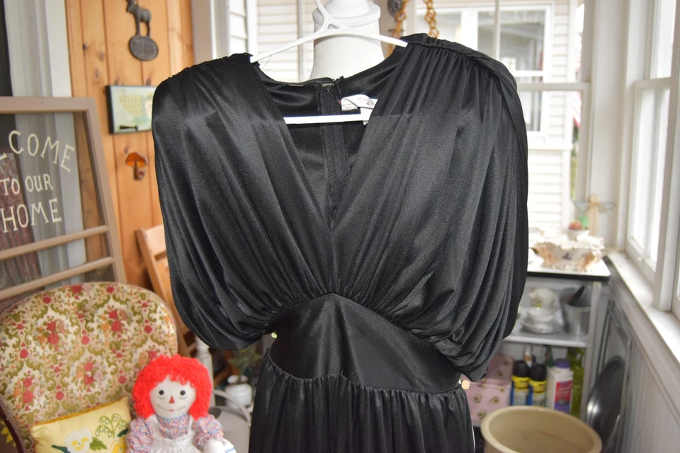Vintage 1980s Black Shiny Jumpsuit Polyester JC Penney 11/12 P or Modern Medium - Image 3 of 4