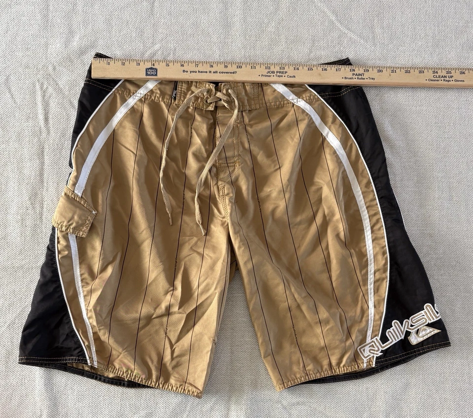 Vtg Quicksilver Gold Black Board Shorts Mens 36 All Over QS Print Embroidered - Image 4 of 4