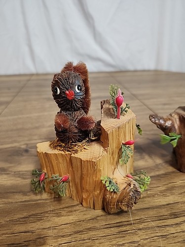 2 Vintage Squirrel Stump Log Nut Holiday Decor Statues - Picture 2 of 9