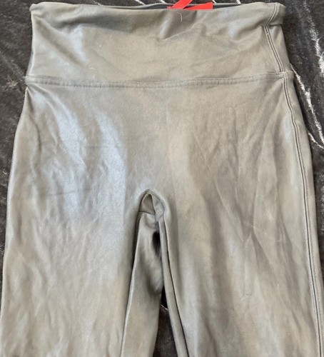 Spanx size medium leggings - Picture 5 of 18