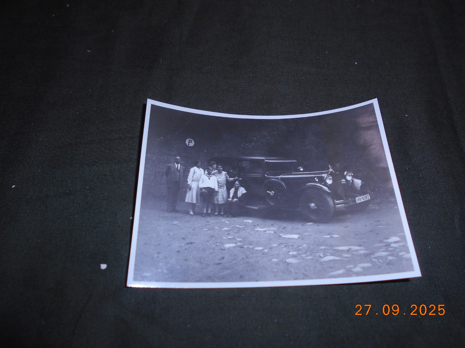 Foto 1 di 2
