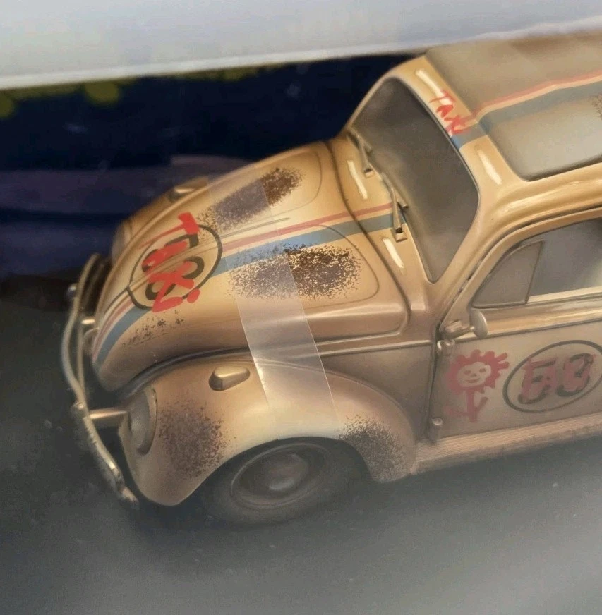 HERBIE GOES BANANAS 1:18 JOHNNY LIGHTNING Disney 2004 - Image 3 of 4