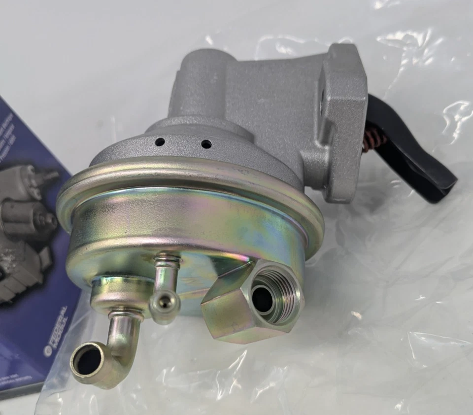 Bomba de combustible mecánica Carter M6624 bloque pequeño Chevy 350 327 400 NUEVA ENVÍO GRATUITO Foto 2 de 2