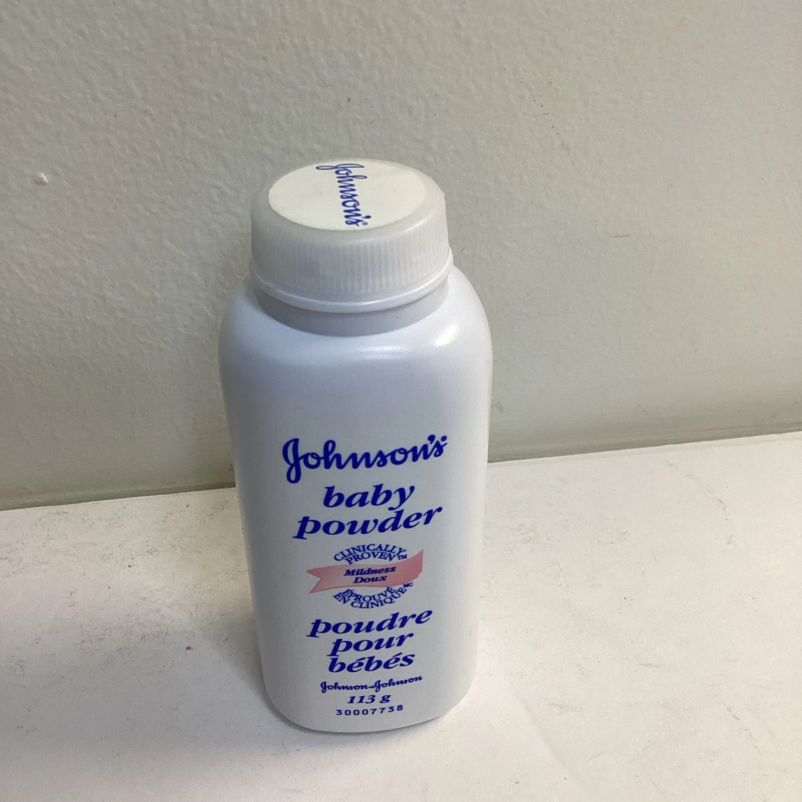 Johnson's Baby Powder Original Talc Formula 4 Oz Sealed HTF
Opens in a new window or tab
