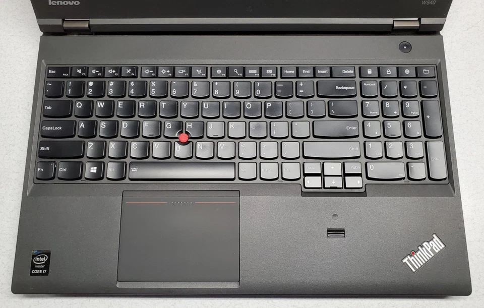 Lenovo ThinkPad W540/i7-4700MQ 2,40 GHz/ 24G Ram/ 250G SSD/ Win10Pro (BKLT KB) Foto 3 de 4