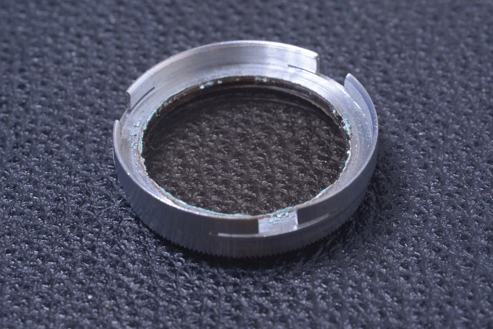 ✅ B & W SCHNEIDER 011 SKYLIGHT 25MM FILTER LENS OR CAMERA PUSH ON W/ BOX 102-4 - Image 2 of 2