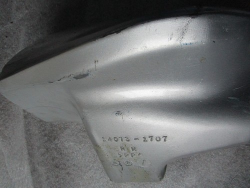 KAWASAKI ZX9 R ZX900C Ram Air Rechts Luftkanal 14073-1707 - Picture 3 of 5