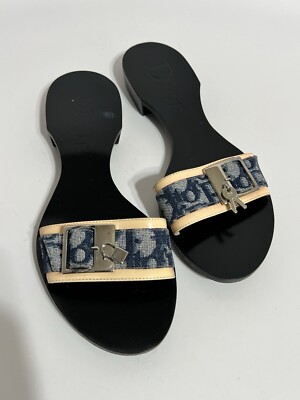 靴 Dior by John Galliano Eyelet Sandal Dior by John Galliano Eyelet Sandal