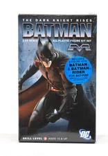MOEBIUS #937 BATMAN THE DARK KNIGHT RISES 1/25 SCALE FIGURE KIT - NEW  2 FIGURES