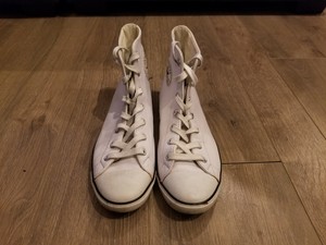 converse 7.5 womens