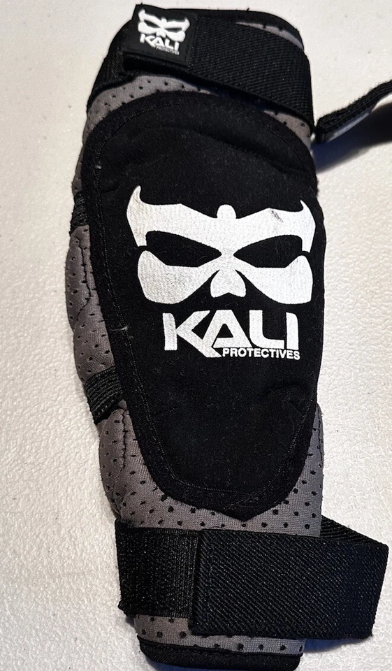 Rodilleras y coderas protectoras Kali XL para jóvenes bicicleta de montaña skateboarding Foto 3 de 4