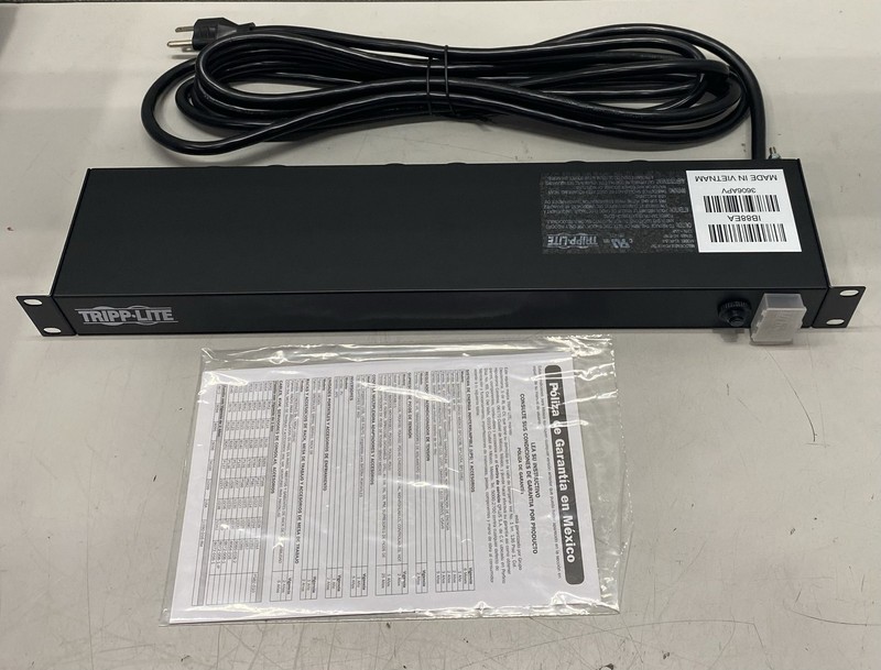 TRIPP LITE 6 Outlets Power Strip 120V Input voltage 15 FT. Cord Length RS-0615-R