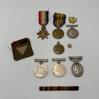 British WWI Trio Named E H Godley Queen's Regt WWII Medals & Insignia