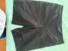 Womens bermuda shorts with pockets