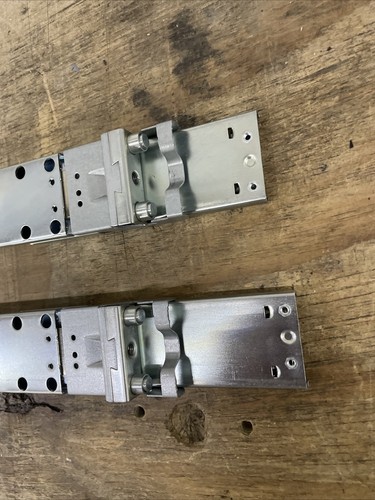 Rail Kit Lenovo ThinkSystem SR530 / SR630 / HR630x Lenovo SM17A18040 1U 2U - Picture 5 of 5