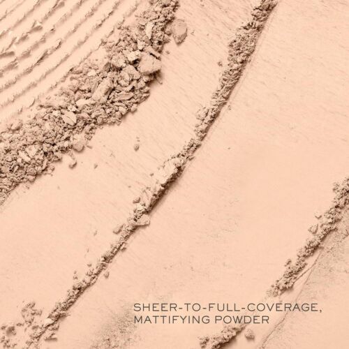 Versatile Longwear Pressed Powder Foundation - Matte Finish for Every Occasion - Picture 4 of 8