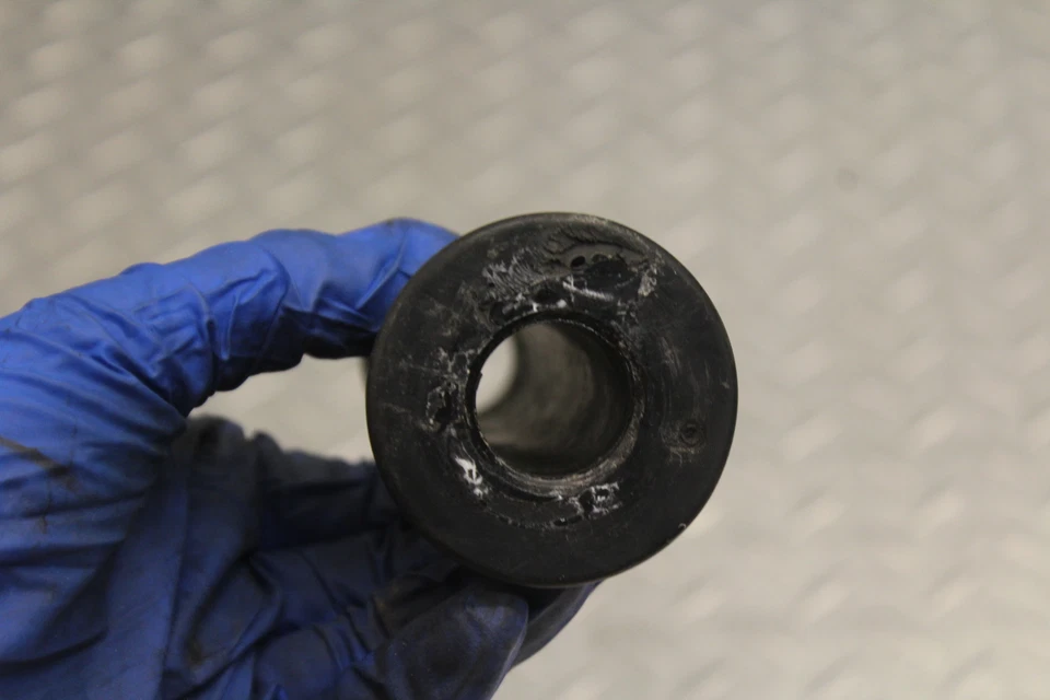 Yamaha FZ6R 2009 empuñadura del acelerador derecho Foto 2 de 4