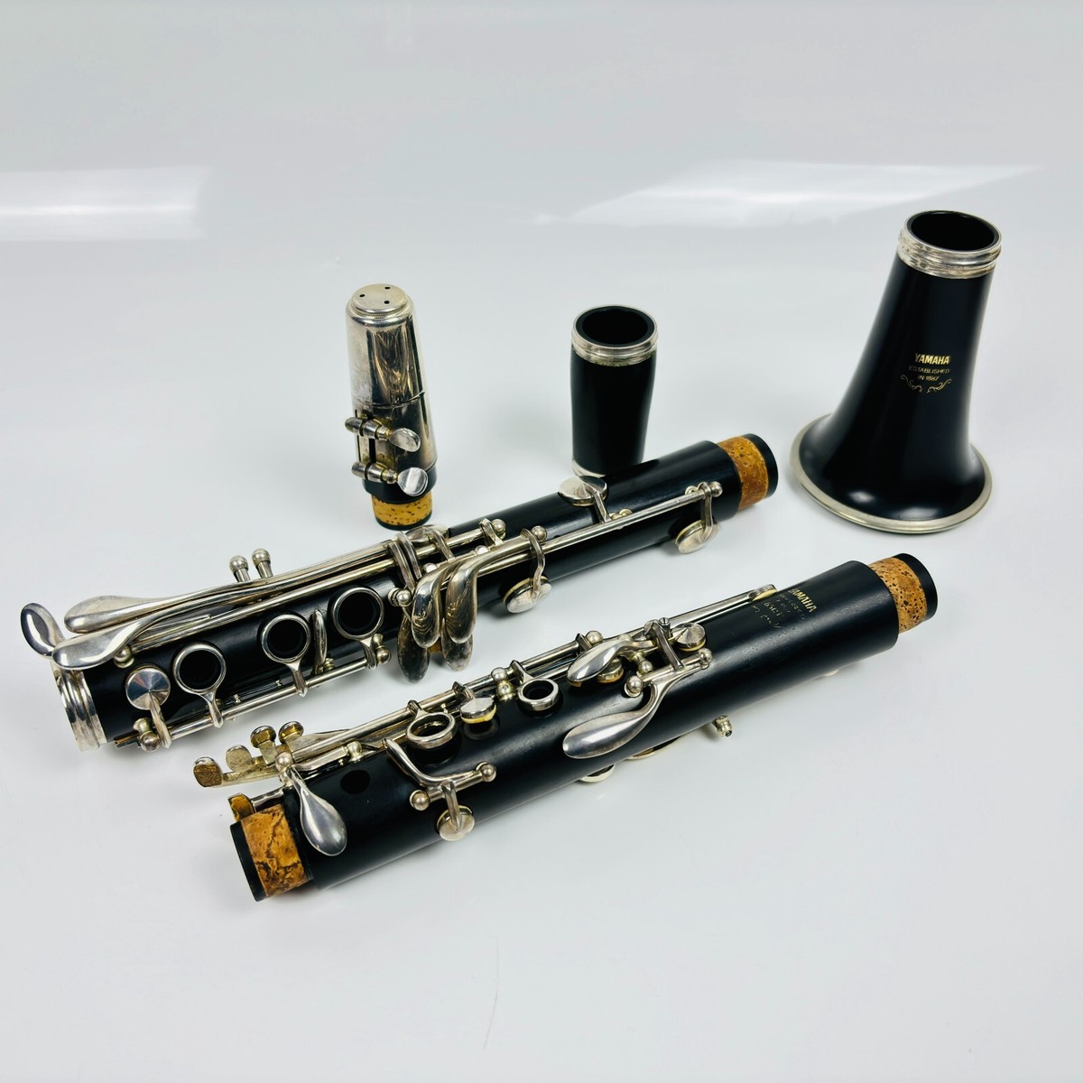 YAMAHA YCL-650 Bb Clarinet with Hard Case Cover Mouthpiece
