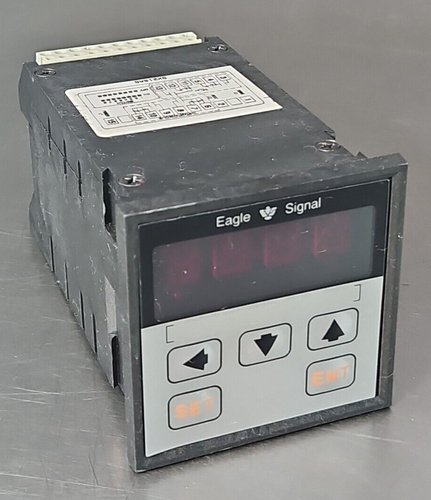 Eagle Signal SX210A6 Microprocessor Based Digital Timer (BIN322)