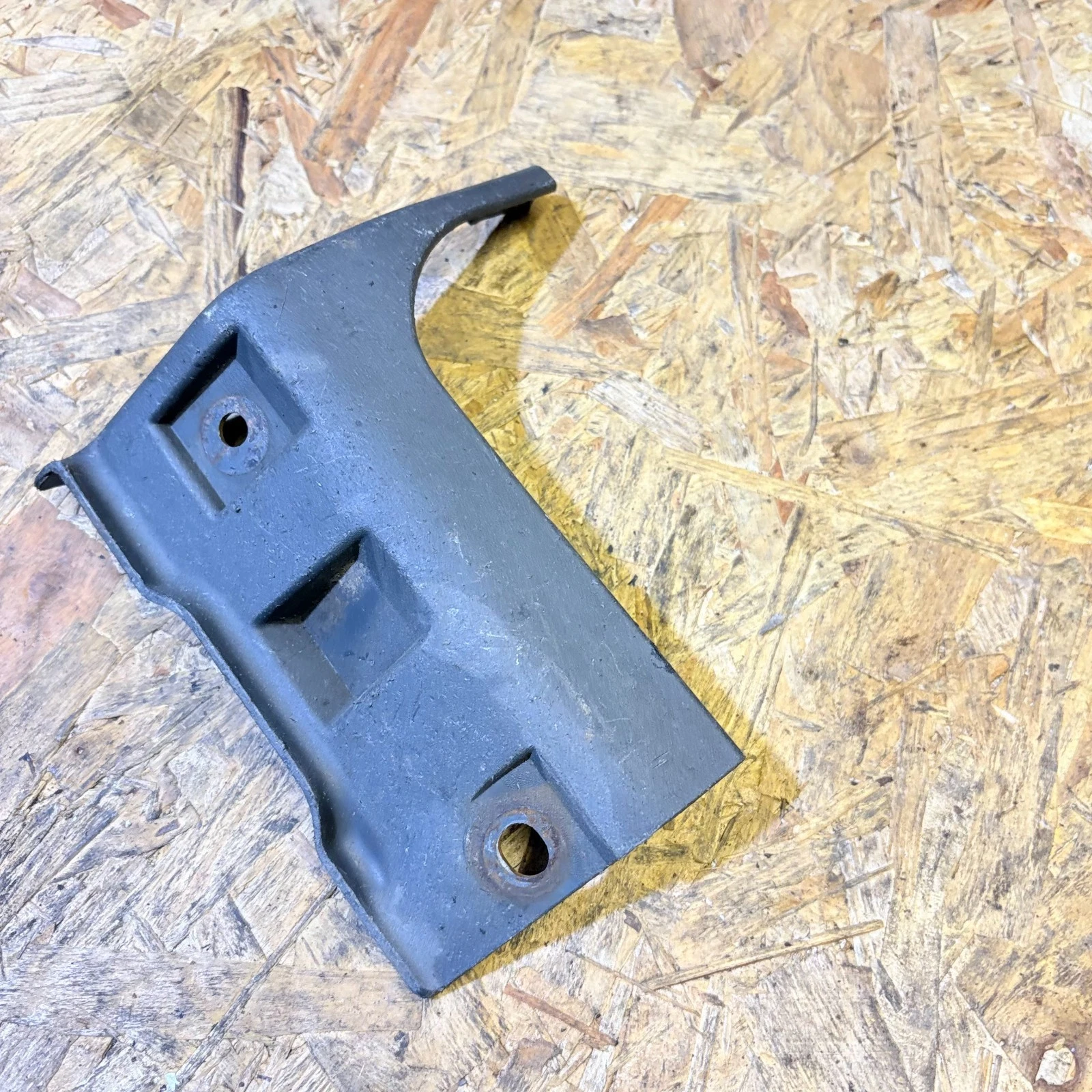 Ford Focus Mk2 front left side skirt end trim actual used part front view