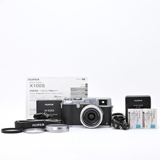 Fujifilm A X100 with SAPS-C Sensor 2 Batteries Included X100S 703921