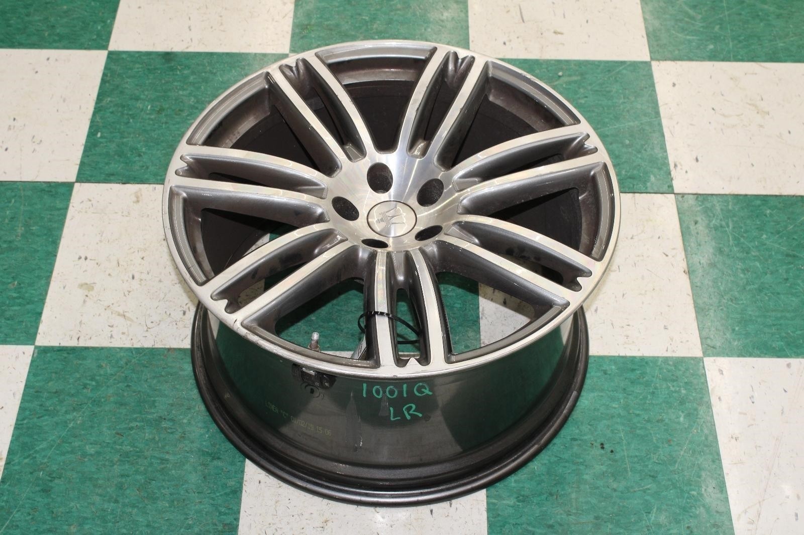 Maserati Ghibli 2014-2021 Front Wheels 10 pcs Gray