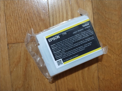 2025 GENUINE EPSON 770 YELLOW T46R4 INK T770 SURECOLOR SC-P700 FACTORY SEALED