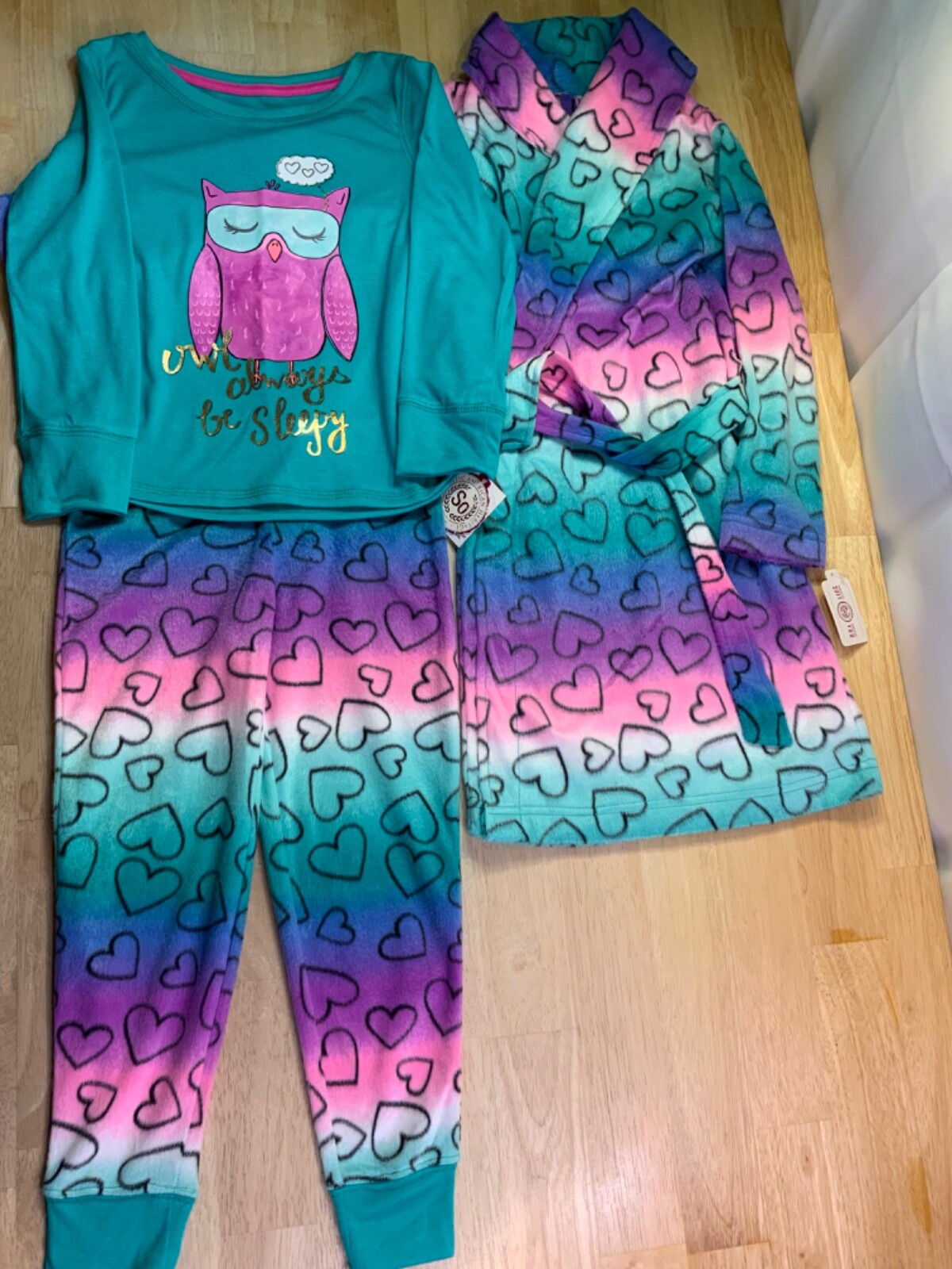 Picture 1 of 6