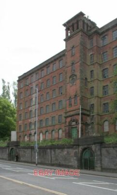 FOTO GROSSE MÜHLE MÜHLE STRASSENFASSADE DAS GEBÄUDE STEHT WEIT ÜBER STRAßENNIVEAU WH