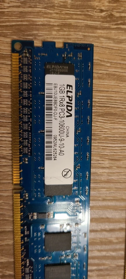 5 GB Hynix PC3-10600U DIMM 1600 MHz DDR3 SDRAM Memory (4 sticks- 2x1gb, 3x1gb) - Image 3 of 4