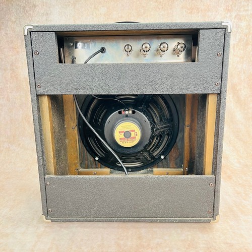 Univox U-45B 10w 1x12" Combo with Tremolo 1967 - Black - Picture 8 of 14