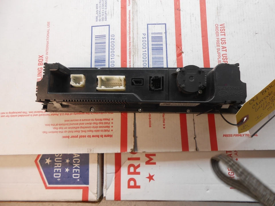 04 bmw 330ci climate control unit 64116939774 6939774 ic# 51167 PC0137 - Image 2 of 4