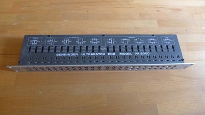 Behringer Ultrapatch Pro PX 2000 Patchbay