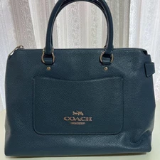 COACH Shoulder Bag a