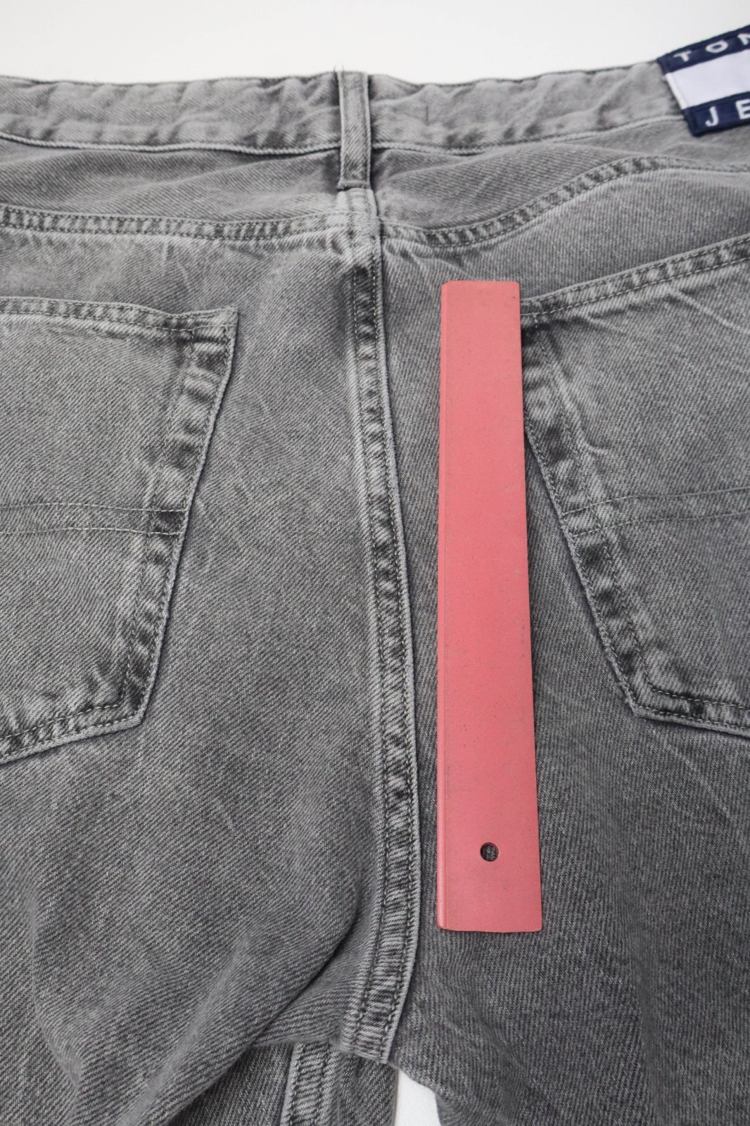 TOMMY HILFIGER Ryan Regular Straight Grey Rigid Jeans Men's W38/~L29 Zip Fly thumbnail 9