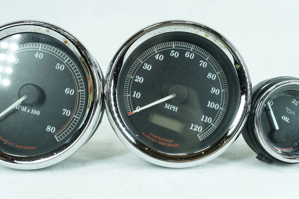 00 Harley Touring Electra Classic Air Oil Volt Combustible Velocímetro Medidor Velocímetro Desconocido MI Foto 3 de 4