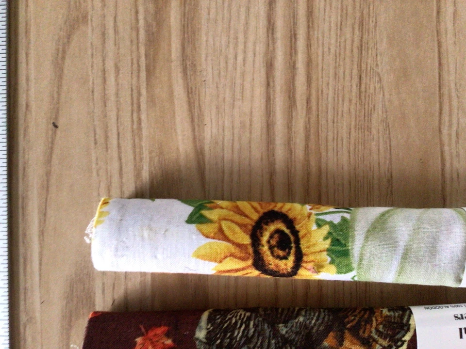 Seven Fat Quarters Seasonal Autumn Thanksgiving David Textiles - Image 4 of 4