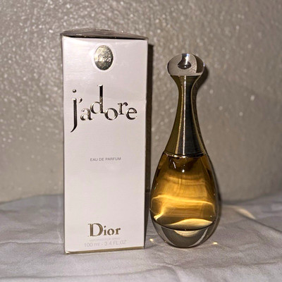 Dior J'adore Eau de Parfum Spray 3.4 fl oz Regular Size Women s Fragrance