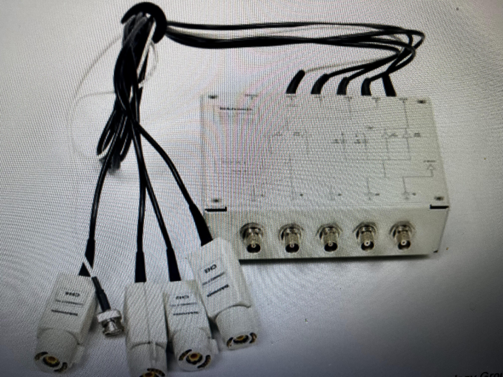 2FF Tektronix 012-1685-00 RGBHV Measurement Interface Unit