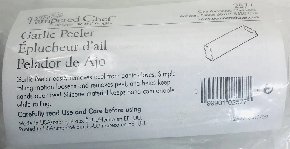 Pampered Chef Microwave Egg Cooker Mug with Garlic Peeler Set