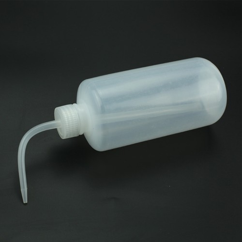 2x Water Squirt Bottle Safety Rinse Bottle Watering Tools Squeeze Washing Bottle