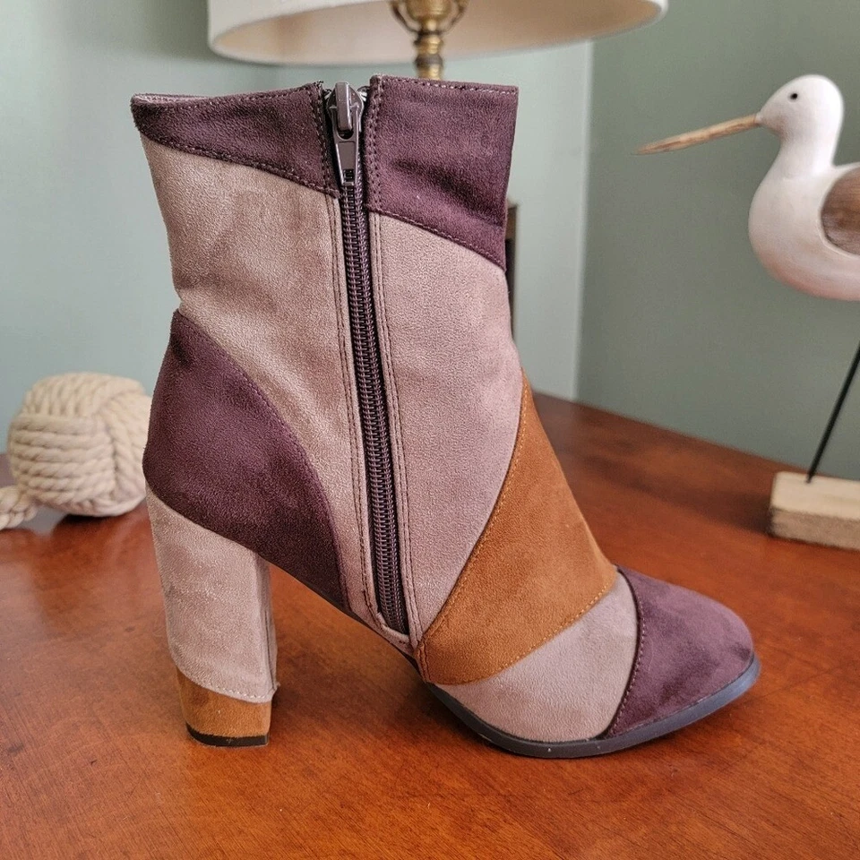 NWOT N.Y.L.A. Shoes Women's Olygpatch Color Block Booties in Tan Multi Size 7 - Image 4 of 4