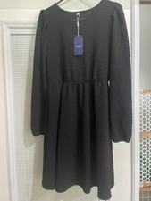 Stylish Ladies Perfect "Little Black Dress" great for travelling-doesn't wrinkle